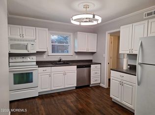 135 Briar Mills Dr, Brick, NJ 08724