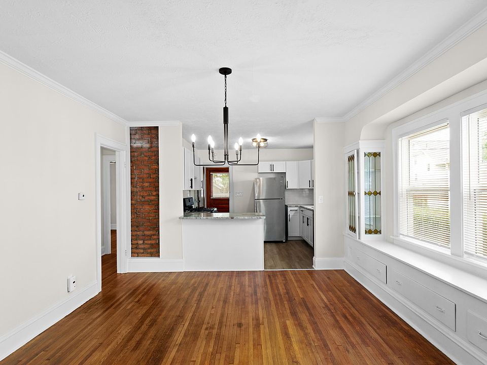 1st image of 2044 Elbur Ave