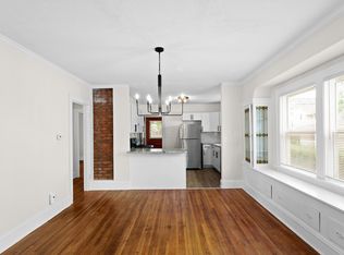 2044 Elbur Ave, Lakewood, OH 44107