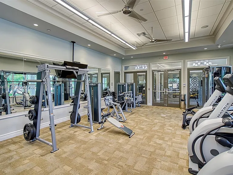 5060 Eucalyptus Dr #2 — Photo 30