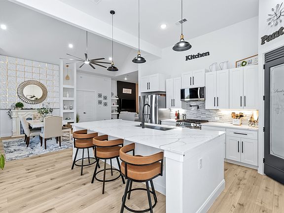 4th image of 971 Sister Grove Rd