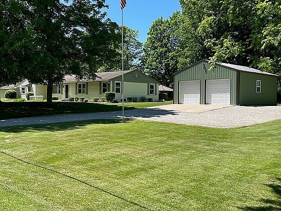 2nd image of 2953 Plymouth Springmill Rd