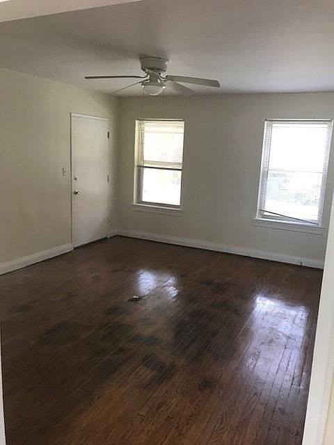 1st image of 2314 Grinstead Dr APT 4