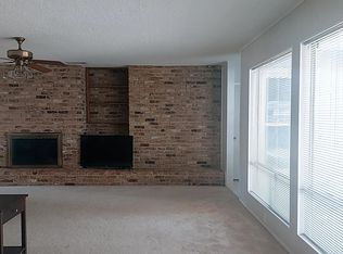 1310 Mildred Ln, Benbrook, TX 76126