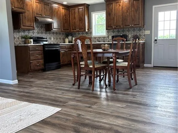 1202 NW County Road 6001 Rd, Butler, MO 64730