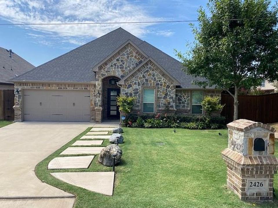 1st image of 2426 Kuykendall Dr