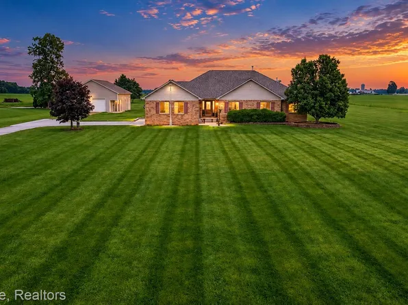 75230 Cryderman Rd, Richmond, MI 48062