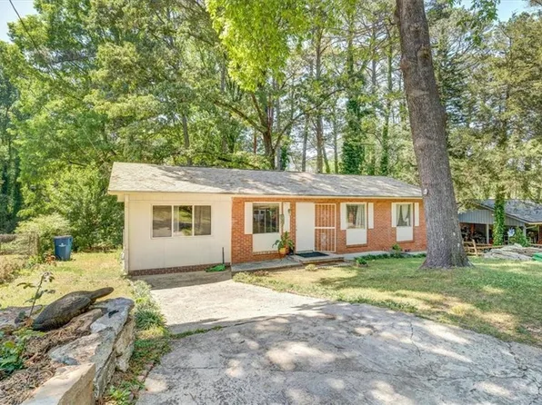 2123 Westover Dr, East Pt, GA 30344
