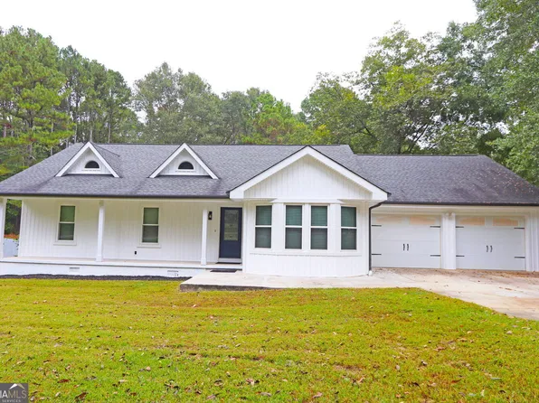 42 Dale St, Temple, GA 30179