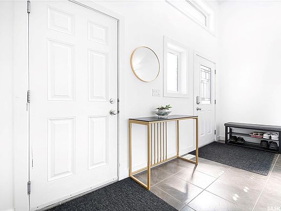 4th image of 439 Labine CRESCENT
