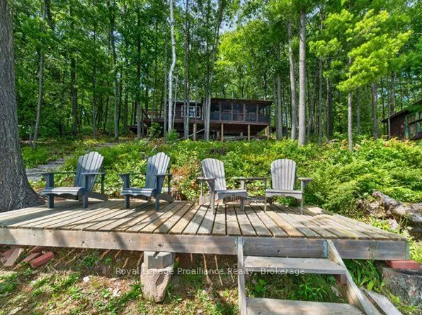 406 Mazinaw Lck, Addington Highlands, ON K0H 1K0