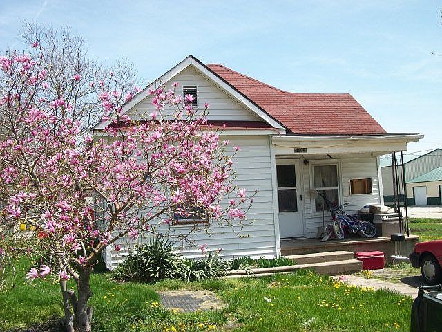 1st image of 1006 N Edgar St