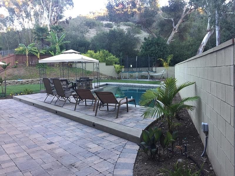 2nd image of 1242 Fallbrook Ct