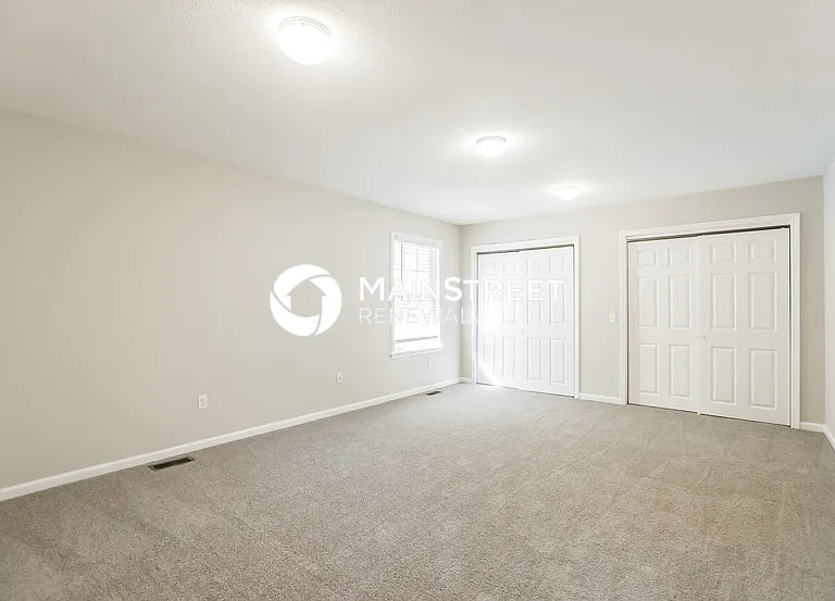 2430 Wilson Ave — Photo 8