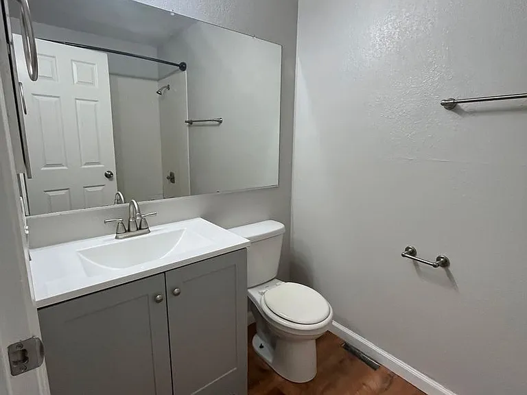 2315 Roundhouse Rd — Photo 10