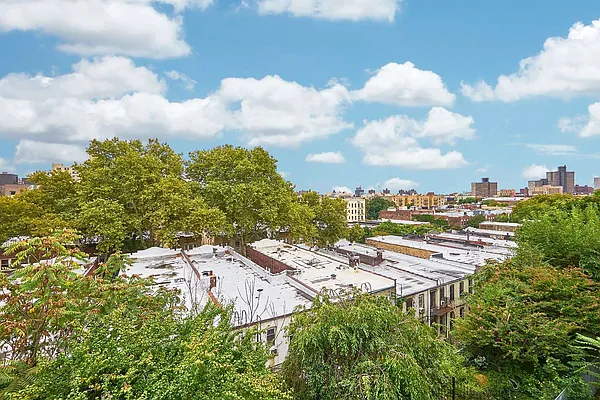 Rented by Keller Williams NYC | media 27