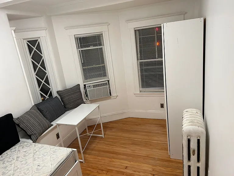 41 Central St — Photo 12