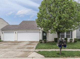 2027 Cedarmill Dr, Franklin, IN 46131