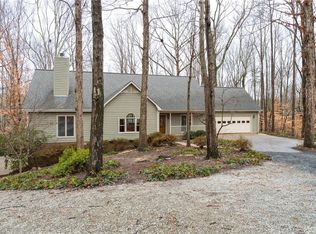 5000 Hunters Path Ct, Greensboro, NC 27409