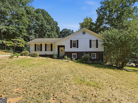 2nd image of 69 Forest Hill Ct