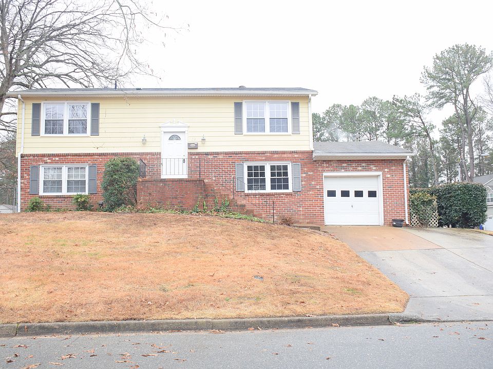 1st image of 69 Sandra Dr