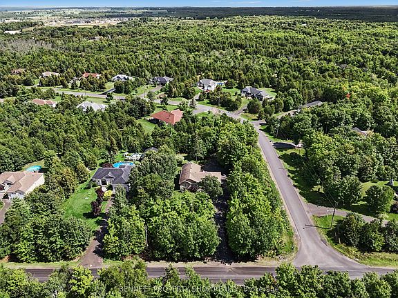 3rd image of 160 Northcote Dr