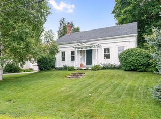 67 Cedar St, Belfast, ME 04915