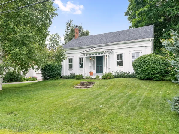 67 Cedar Street, Belfast, ME 04915