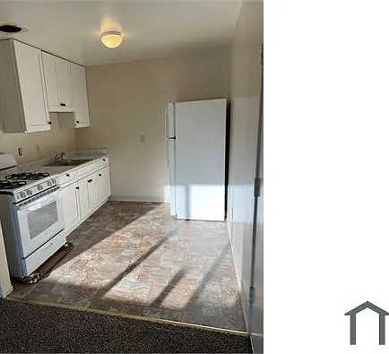 2905 Bona St #4 — Photo 1