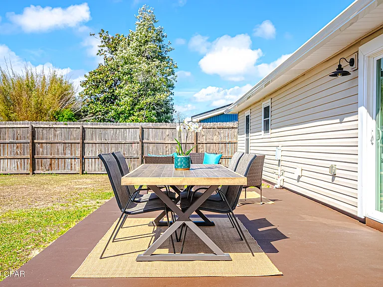 3015 Stanford Rd — Photo 30