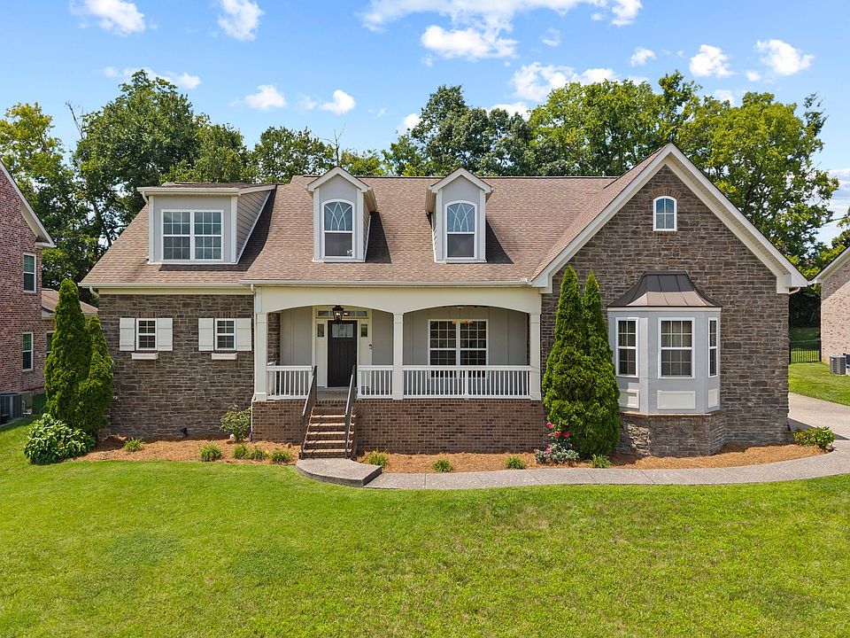 1st image of 1387 Round Hill Ln