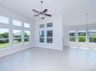 409 Hendelson Ln, Hutto, TX 78634