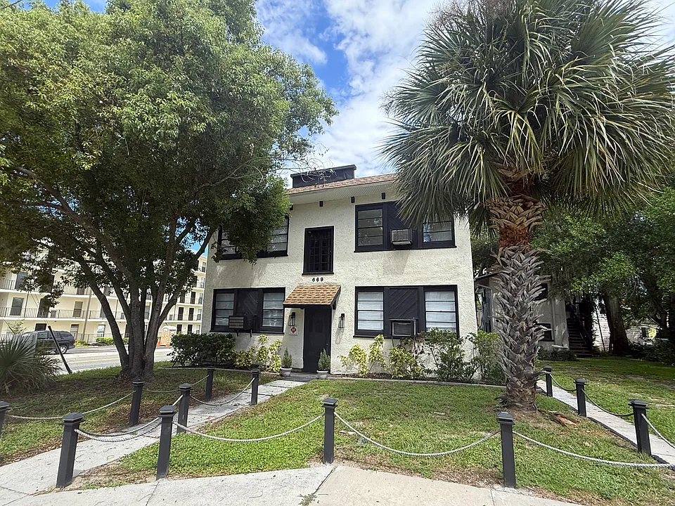 669 Avenue B NW #7