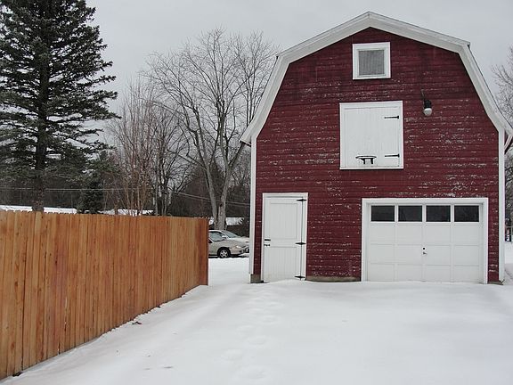 2nd image of 80 Leroy Street