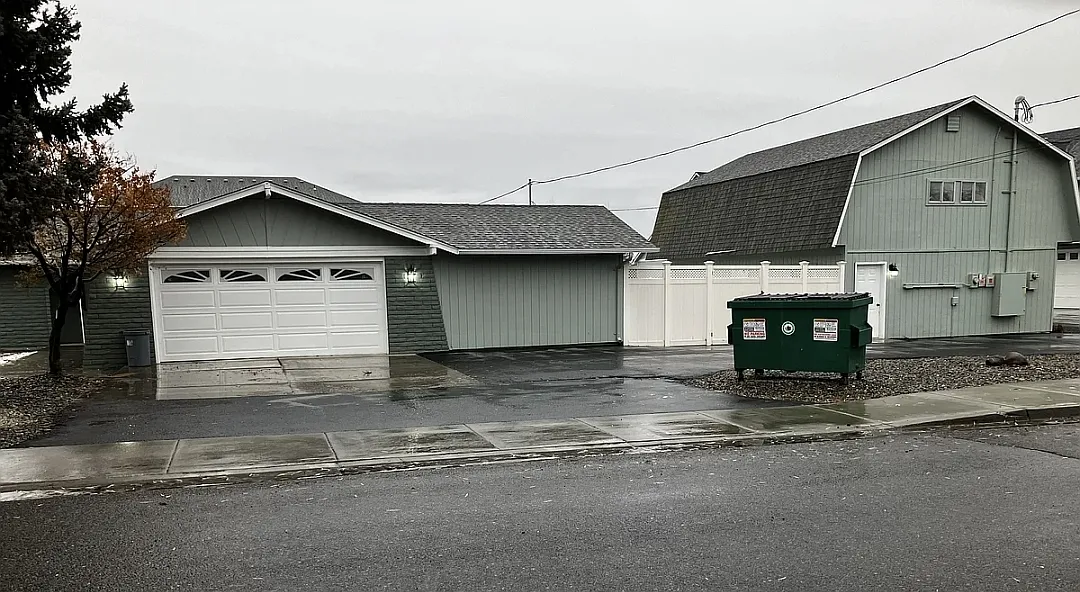 4 bed, 2231 sqft, $2,600 — Photo 1