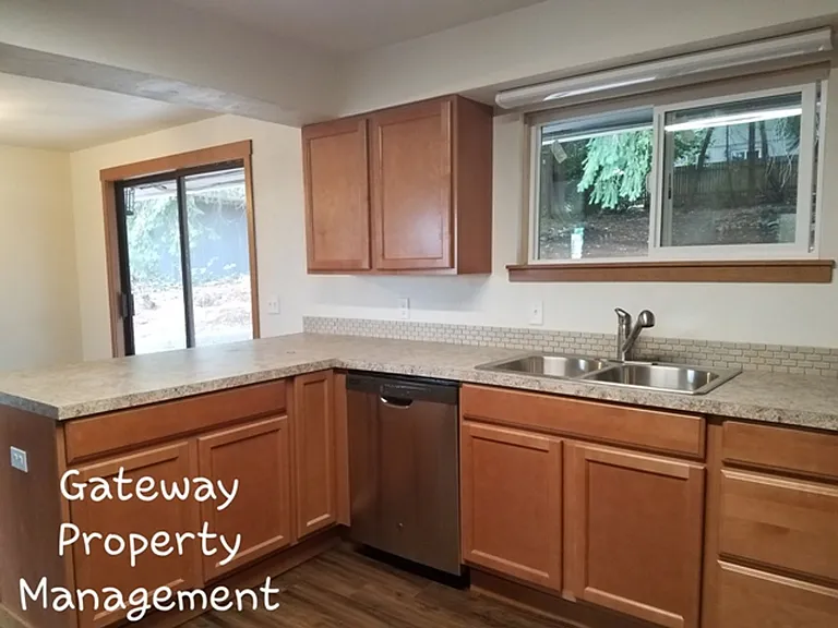 1125 Fairmount Ave — Photo 36