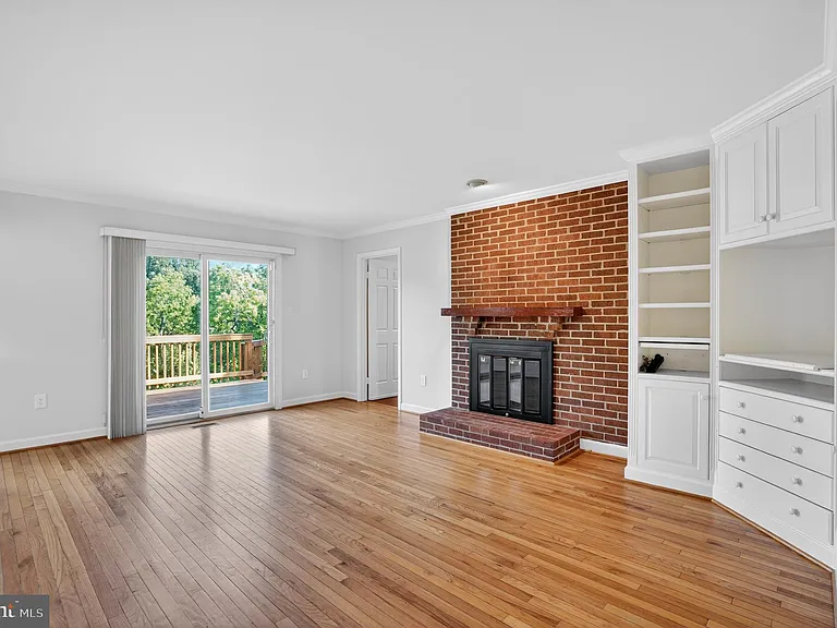 7705 Zulima Ct — Photo 13