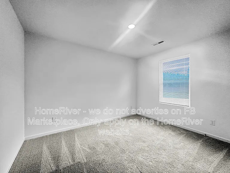119 Pine Needle Dr — Photo 14