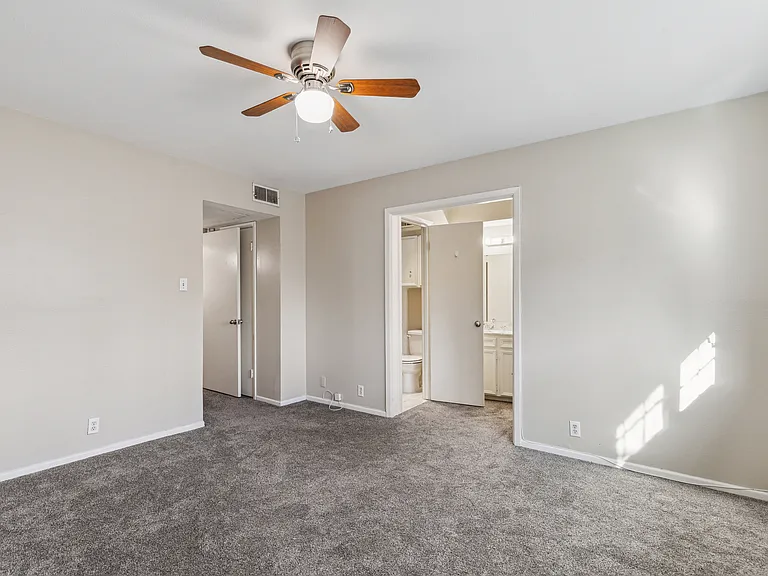 7918 Royal Ln #212 — Photo 13