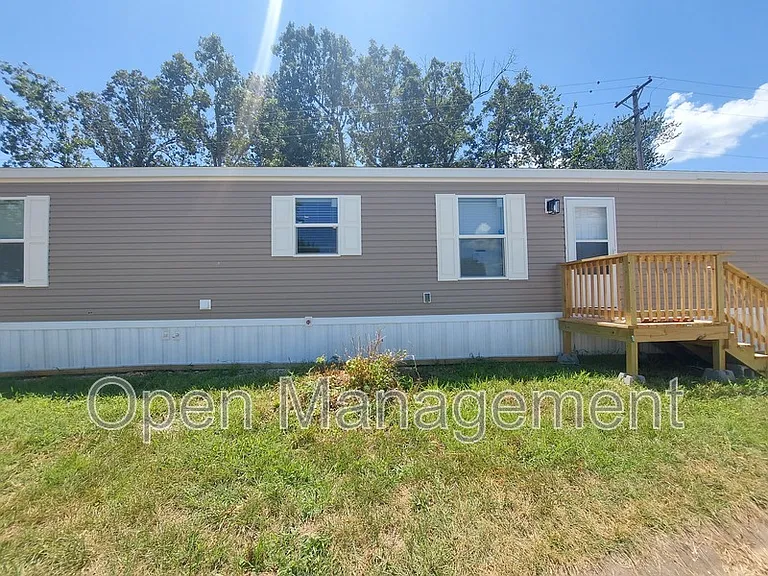 7534 W US Highway 60 #111 — Photo 4