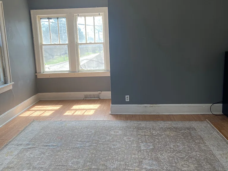 2926 Francis St — Photo 4