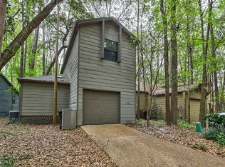 1686 Silverwood Dr, Tallahassee, FL 32301