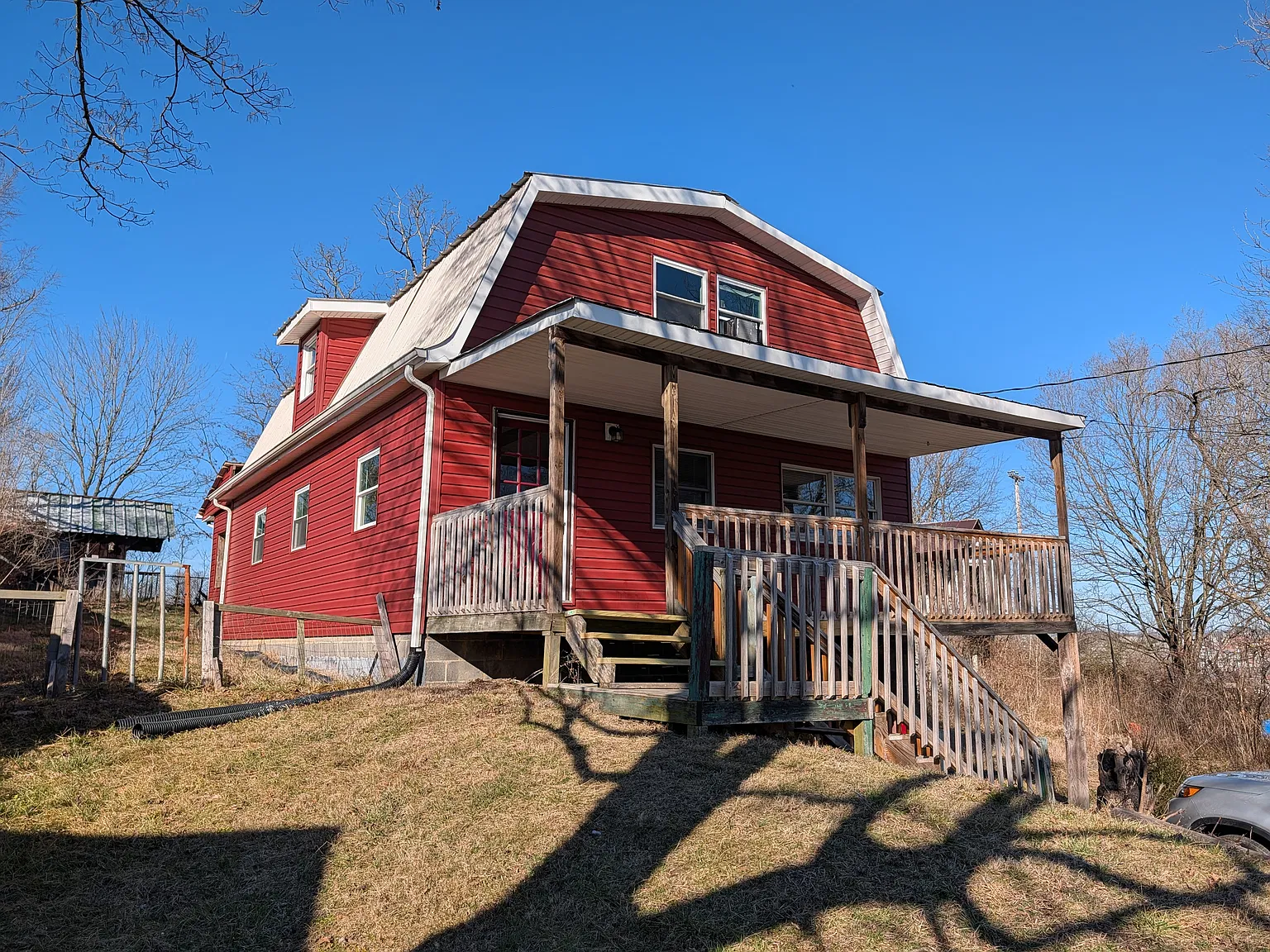 3 bed, 1.5 bath, 1632 sqft, $1,595 — Photo 2