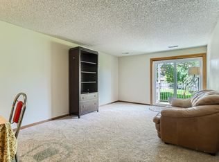 760 County Road F W #705, Shoreview, MN 55126