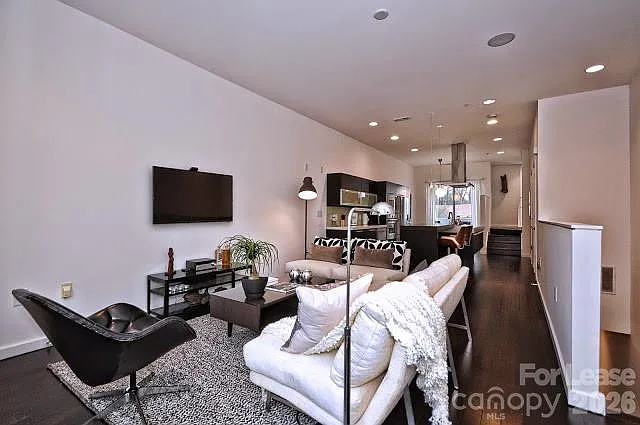 318 Viburnum Way Ct — Photo 18