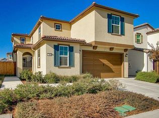 512 Cadiz Dr, Hollister, CA 95023