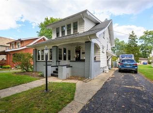 729 4th St NW, New Philadelphia, OH