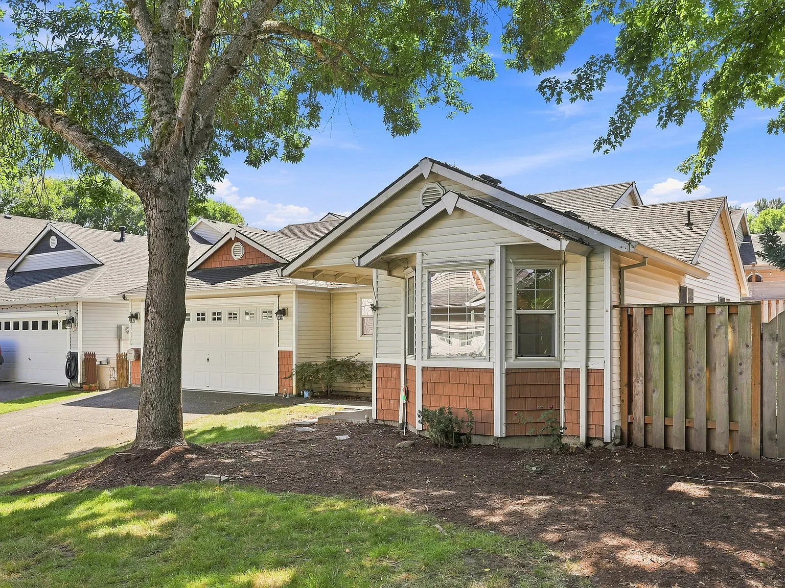 20386 Tyler Ln — Photo 2