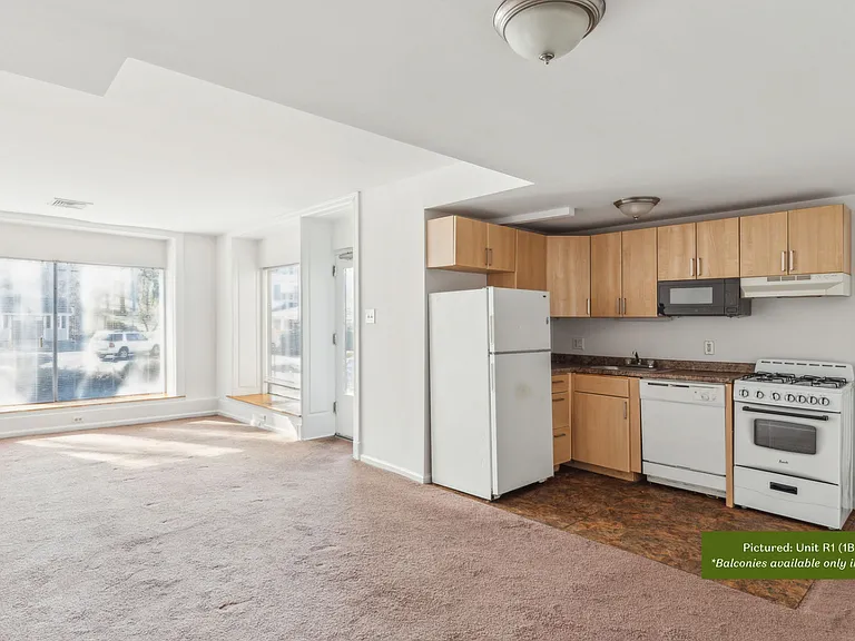 Greenwood Terrace — Photo 24