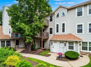 28300 Detroit Rd APT D3, Westlake, OH 44145